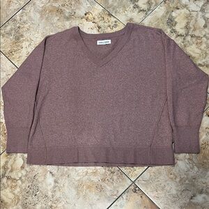 Universal Thread V-Neck Sweater in Dusty Rose
